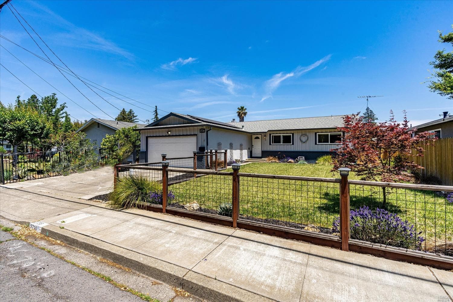 2736 Beard Rd, Napa, CA 94558
