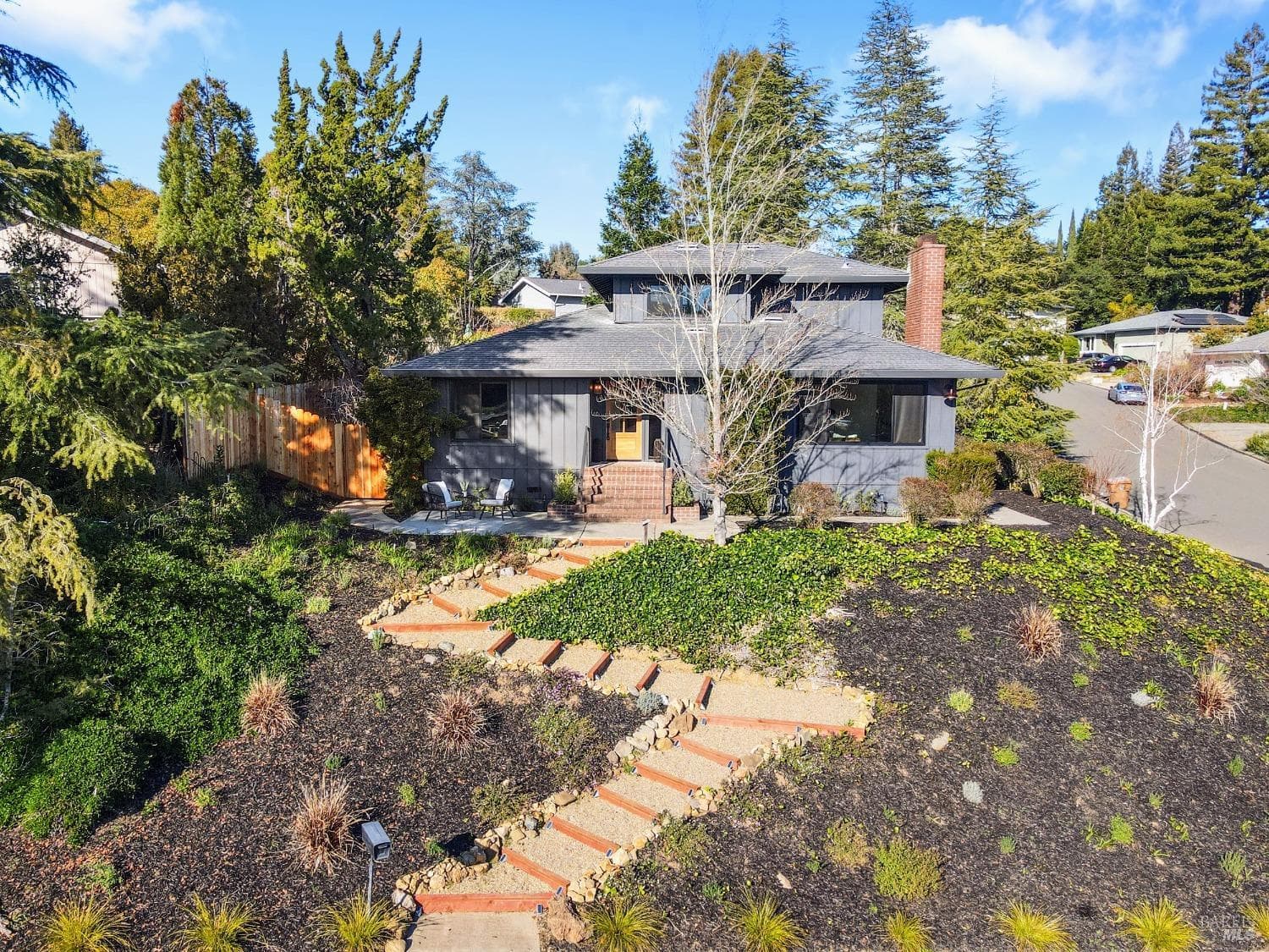 1140 Stanford Court, Napa, CA 94558