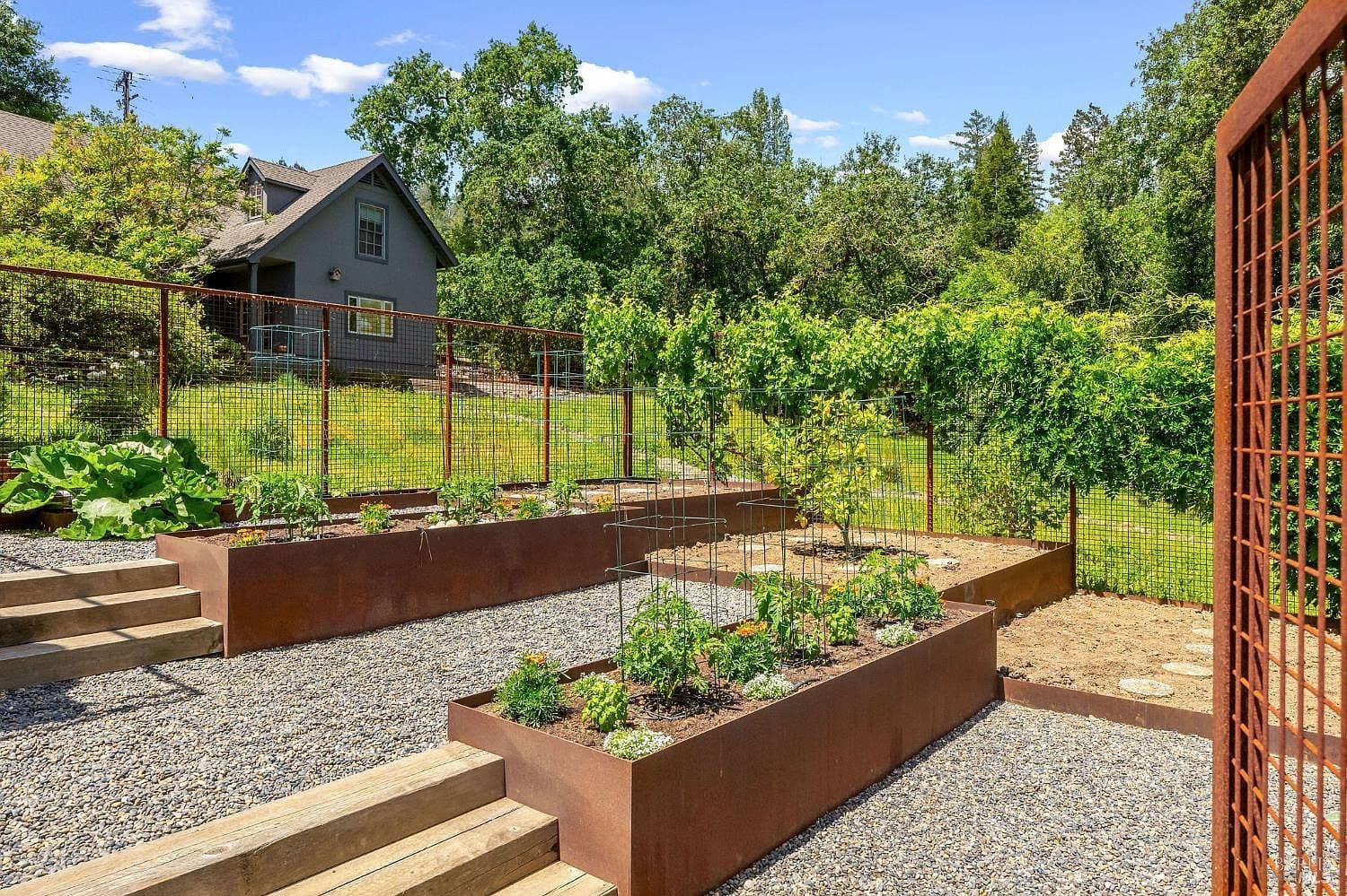 4504 Redwood Road, photo 44